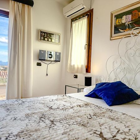 Casa Sterlizia Olbiaアパートメント エクステリア 写真