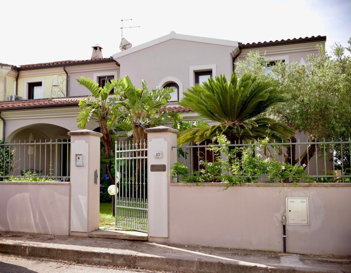 Casa Sterlizia Olbiaアパートメント エクステリア 写真
