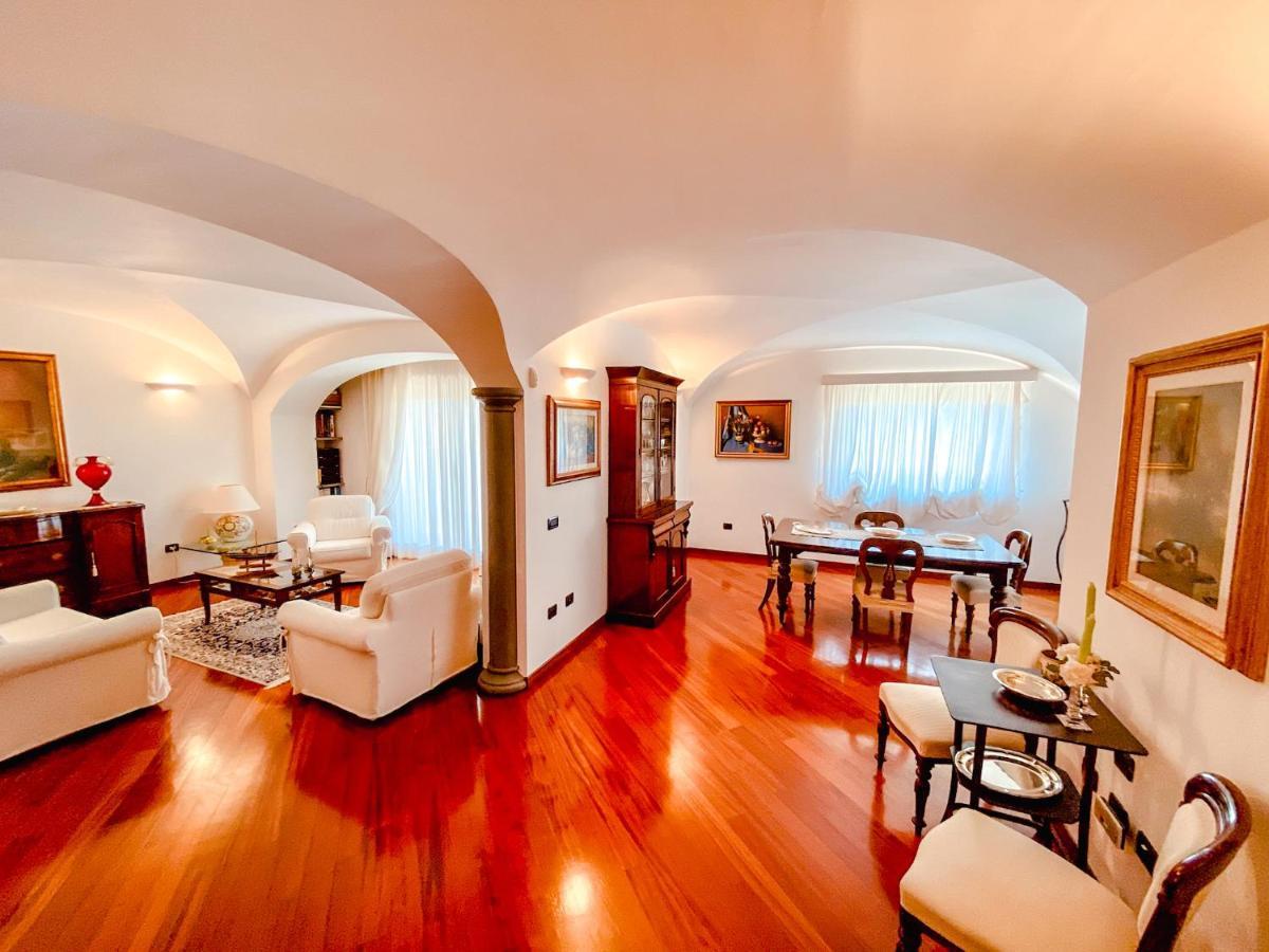 Casa Sterlizia Olbiaアパートメント エクステリア 写真